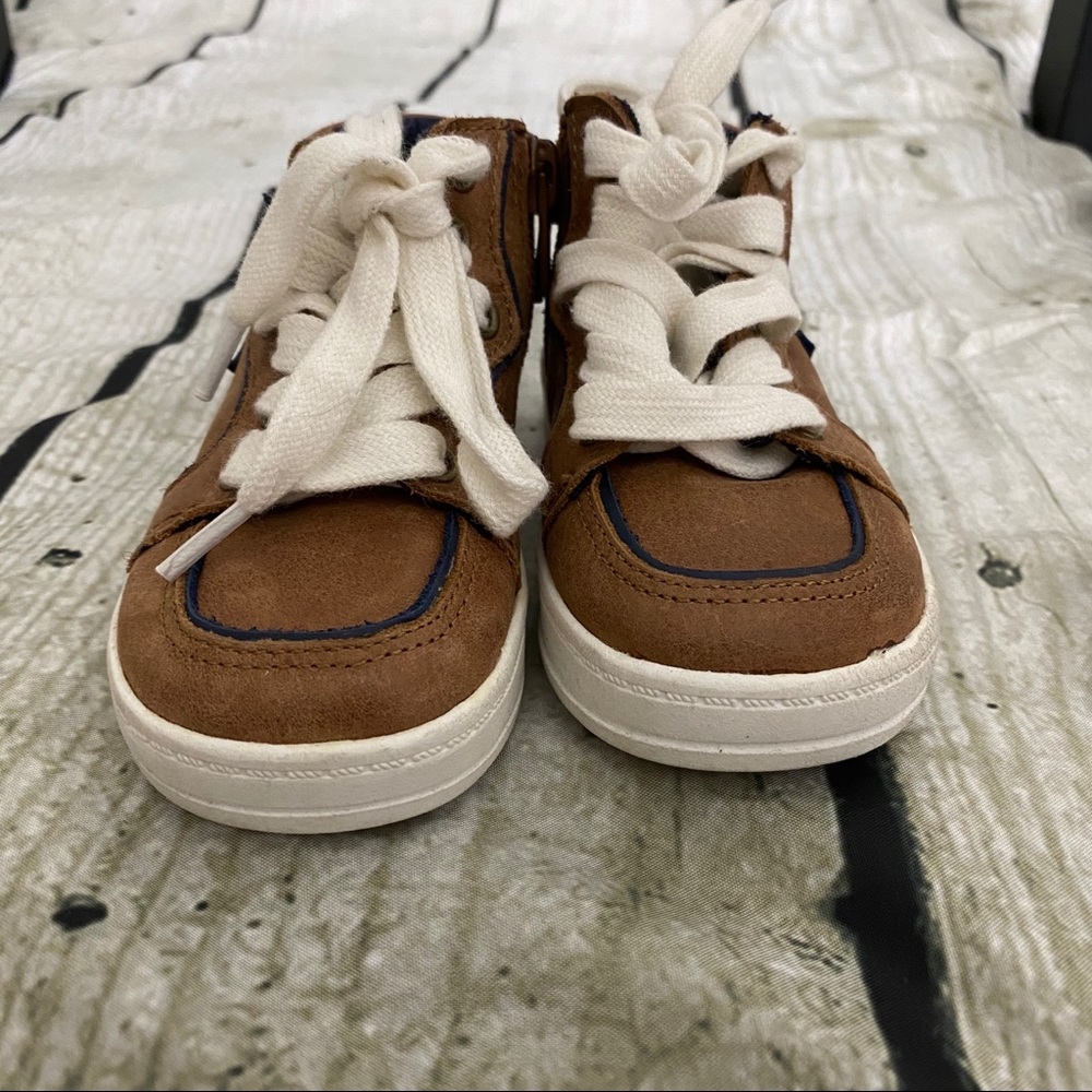 Sole play 4c